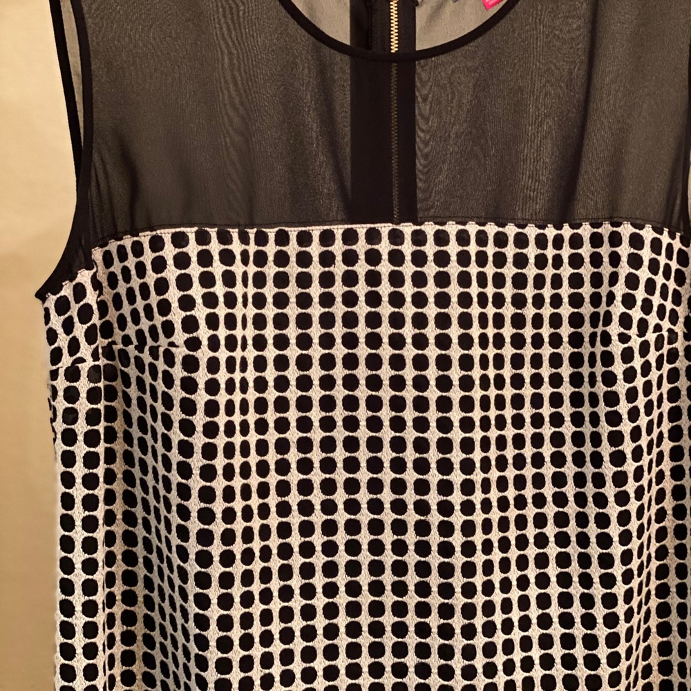 DRESSES...  DRESSES 👗 - Picture 4 of 4